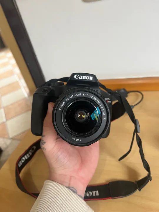 Câmera Cannon Rebel T100 + Lente 18 - 5mm + Cartão 256GB
