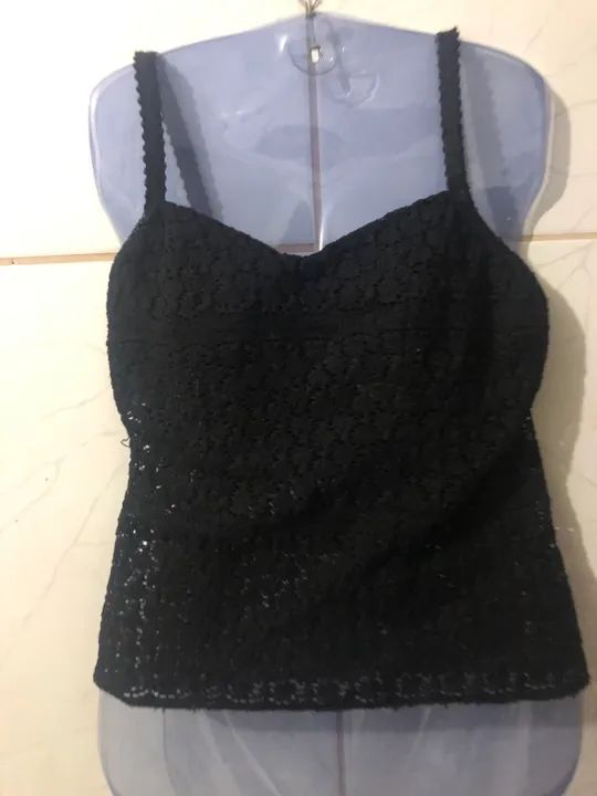Blusa preta de renda (P)