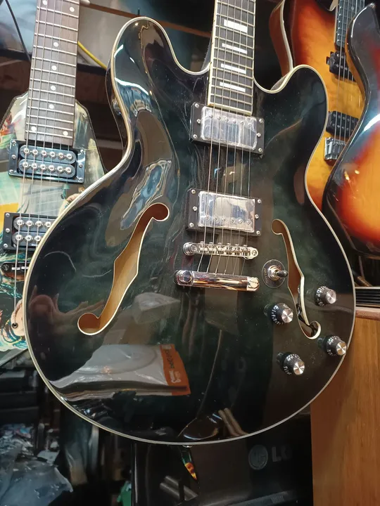Guitarra Semi acústica PHX modelo eclipse AC1 verde sunburst translúcido 