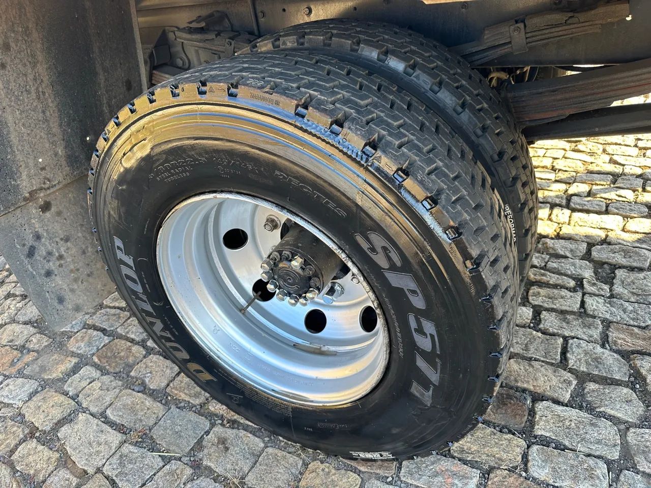 Ford cargo 1317 Baú - Foto 12