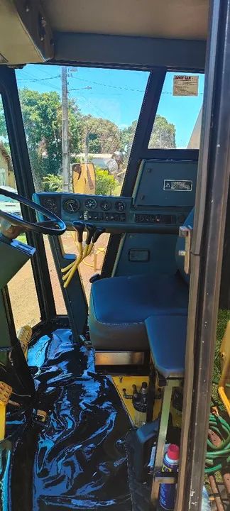 Trator New Holland TC57 - Excelente estado - Foto 3