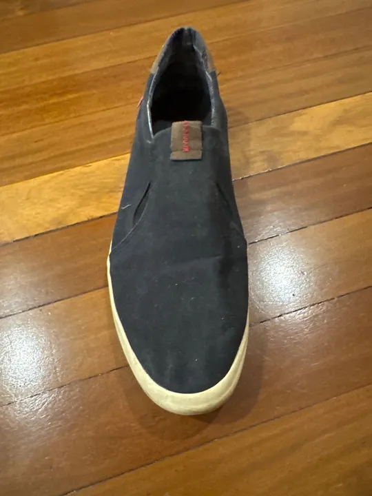 Tenis Reserva  Preto  tamanho 42