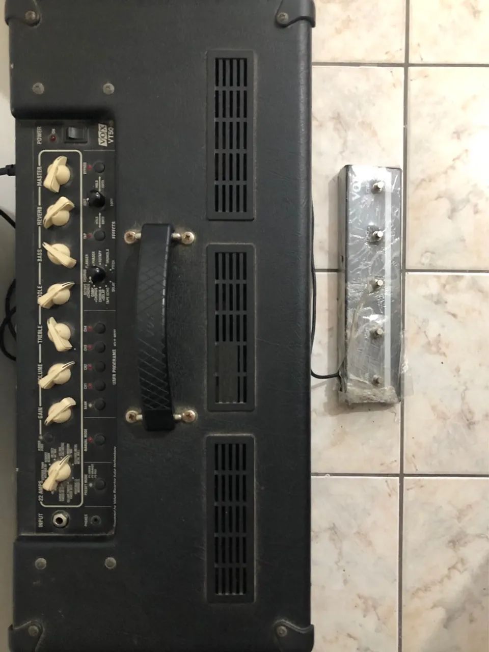 Amplificador de guitarra Vox Valvetronix VT50 - Foto 4
