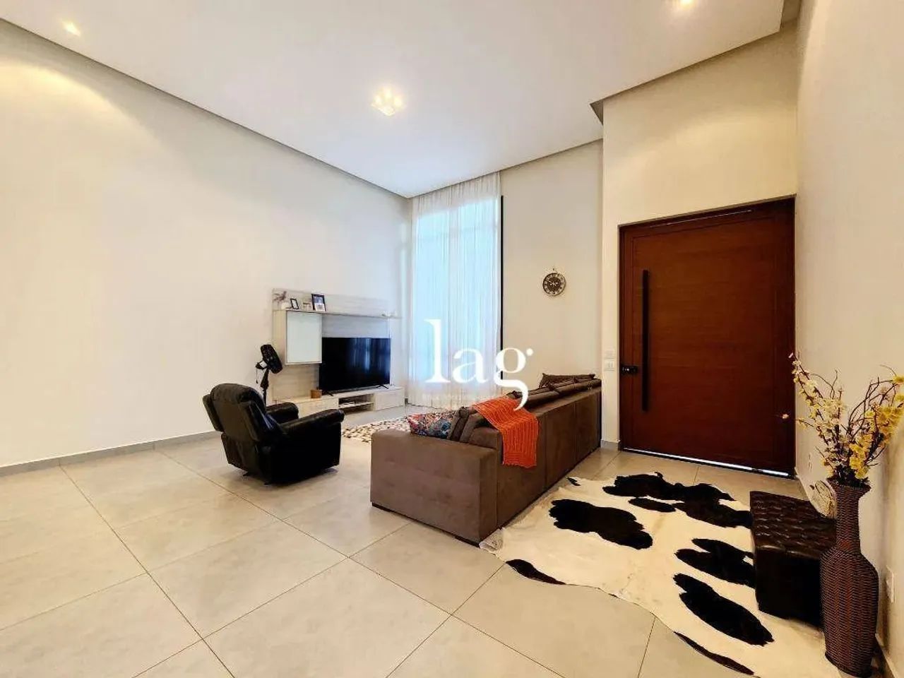Casa com 3 quartos, 463 m² - venda por R$ 2.500.000 ou aluguel por R$ 10.900/mês - Condomí - Foto 2