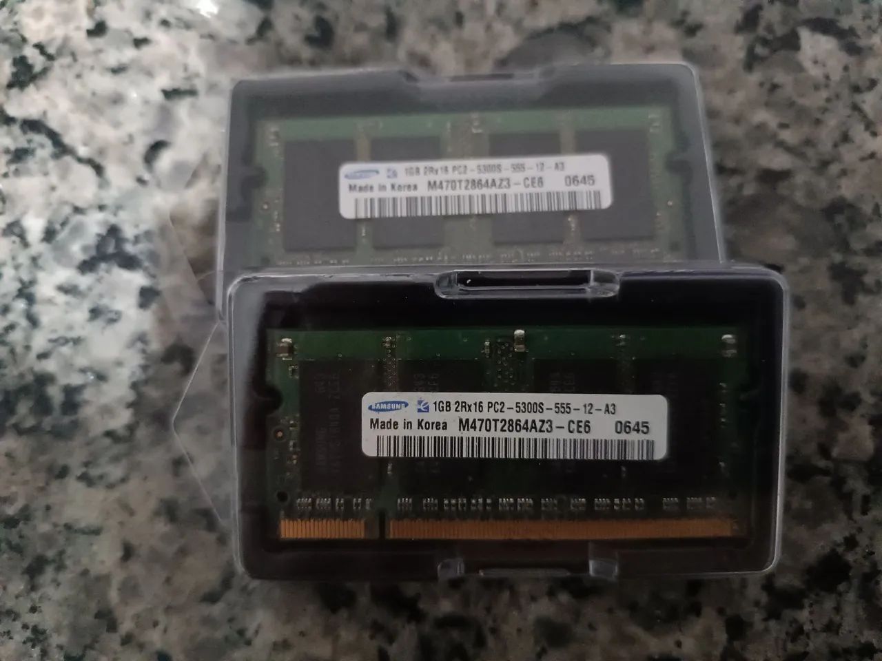 Memória RAM - 2x1GB DDR264312623432194120
