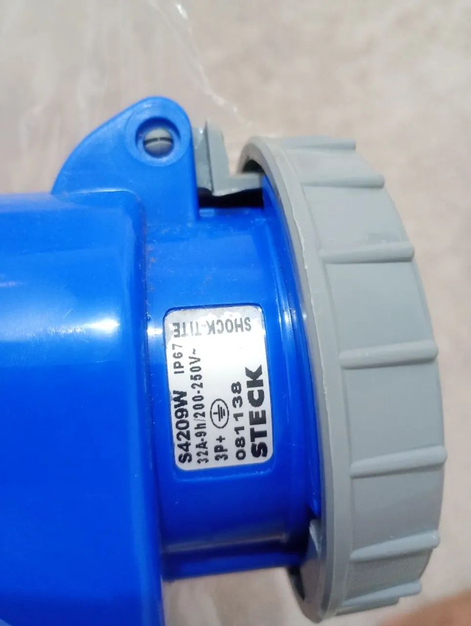 Tomada industrial  - Foto 4