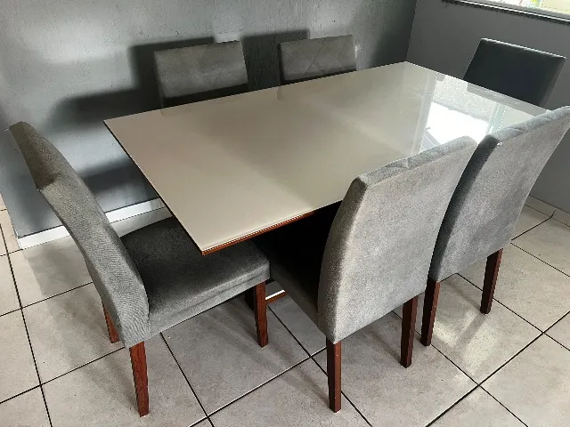 Jogo de Mesa de Jantar com 6 cadeiras com tampo em vidro 