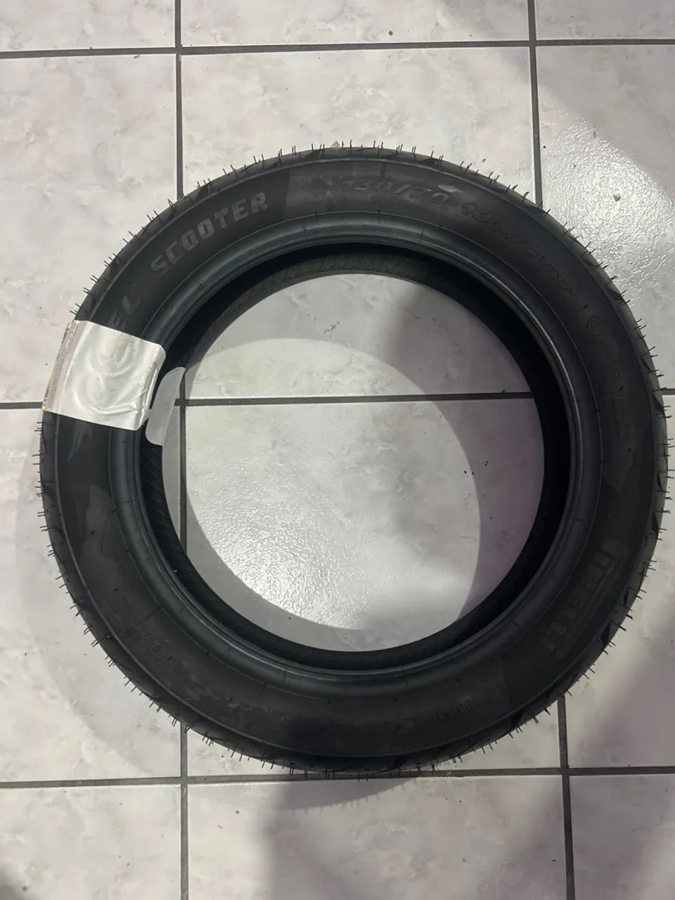 PNEU NMAX PIRELLI - Foto 2