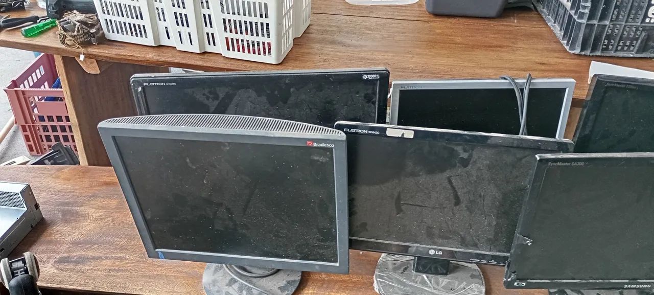 7 Monitores COM DEFEITO *Leia Descrição** - Foto 3