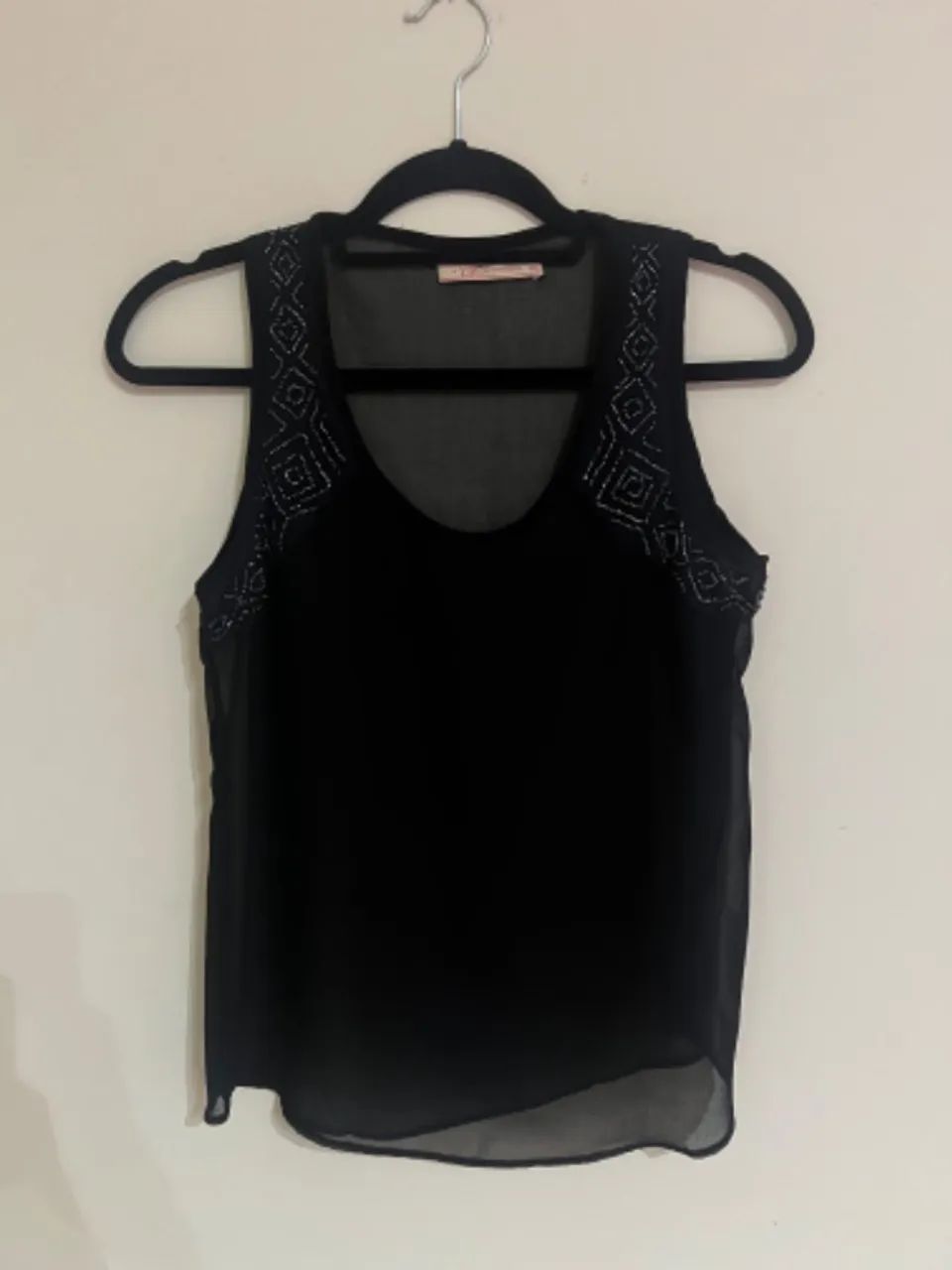 Blusa preta transparente com bordado 38 - Foto 2