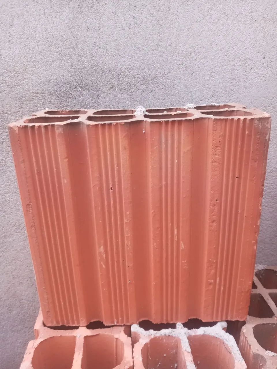 Tijolos 8 furos 64673643840641120