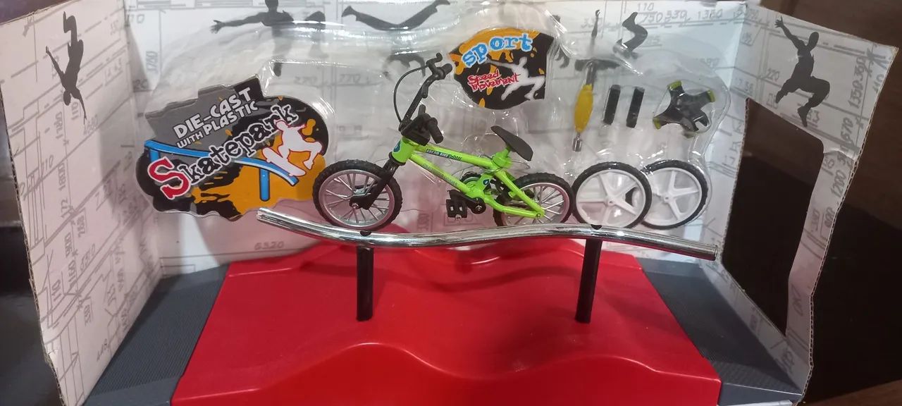 Miniatura Skatepark Die-Cast - Colecionador