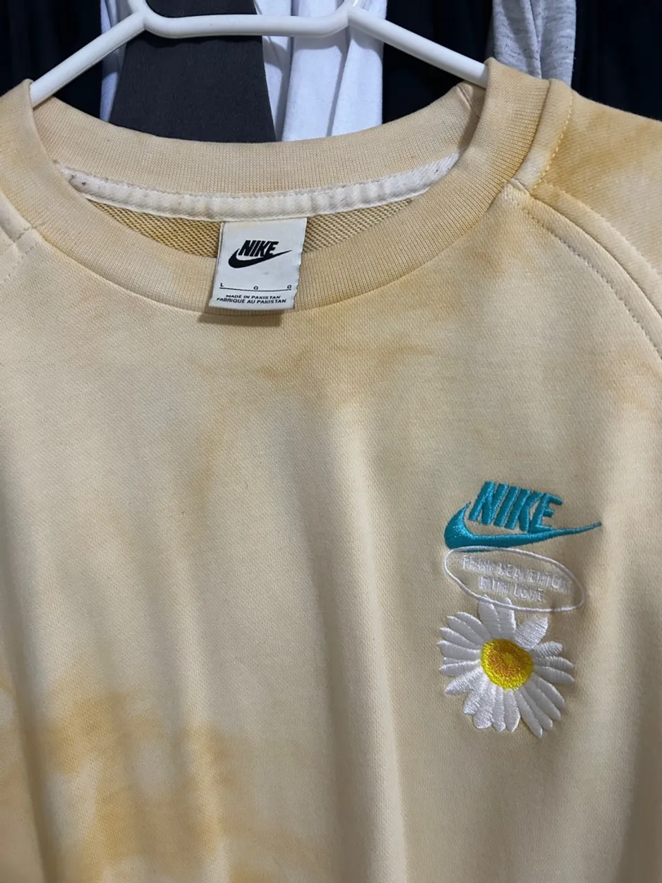 moletom nike amarelo