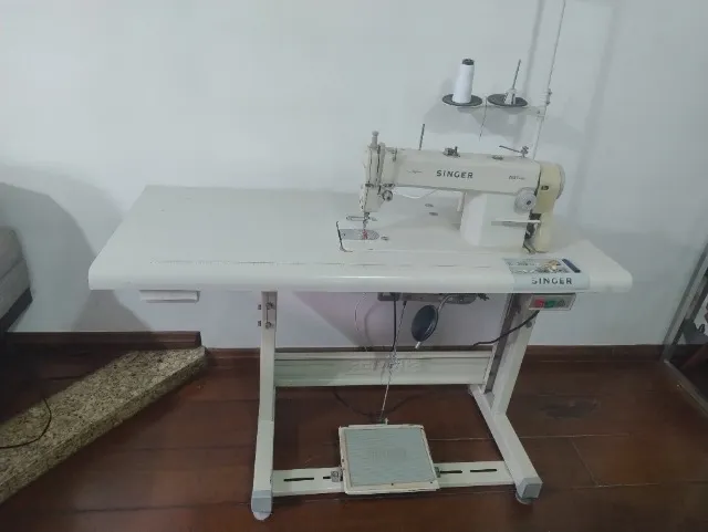 Máquina de costura