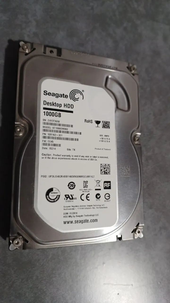 HD Seagate Desktop HDD 1TB ST1000DM003 Sata Com Cabo e Parafusos de Fixação - Foto 2