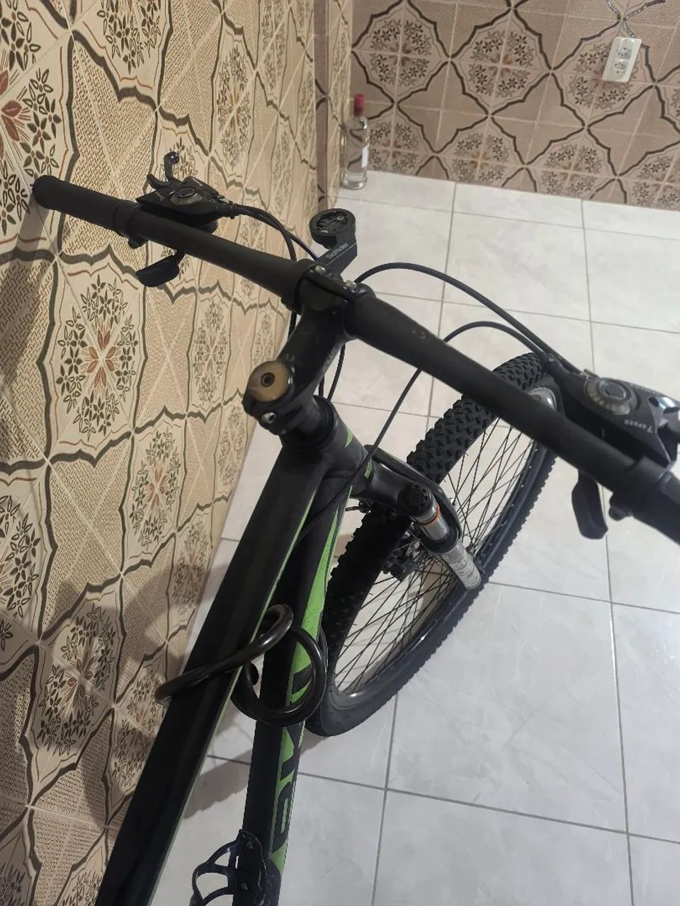 Bicicleta Mountain Bike aro 29 . - Foto 6