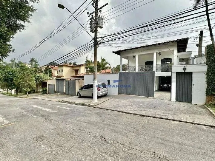Granja Viana - Casa à venda, 432 m² por R$ 1.100.000 na Granja Viana. Excelente Localizaçã