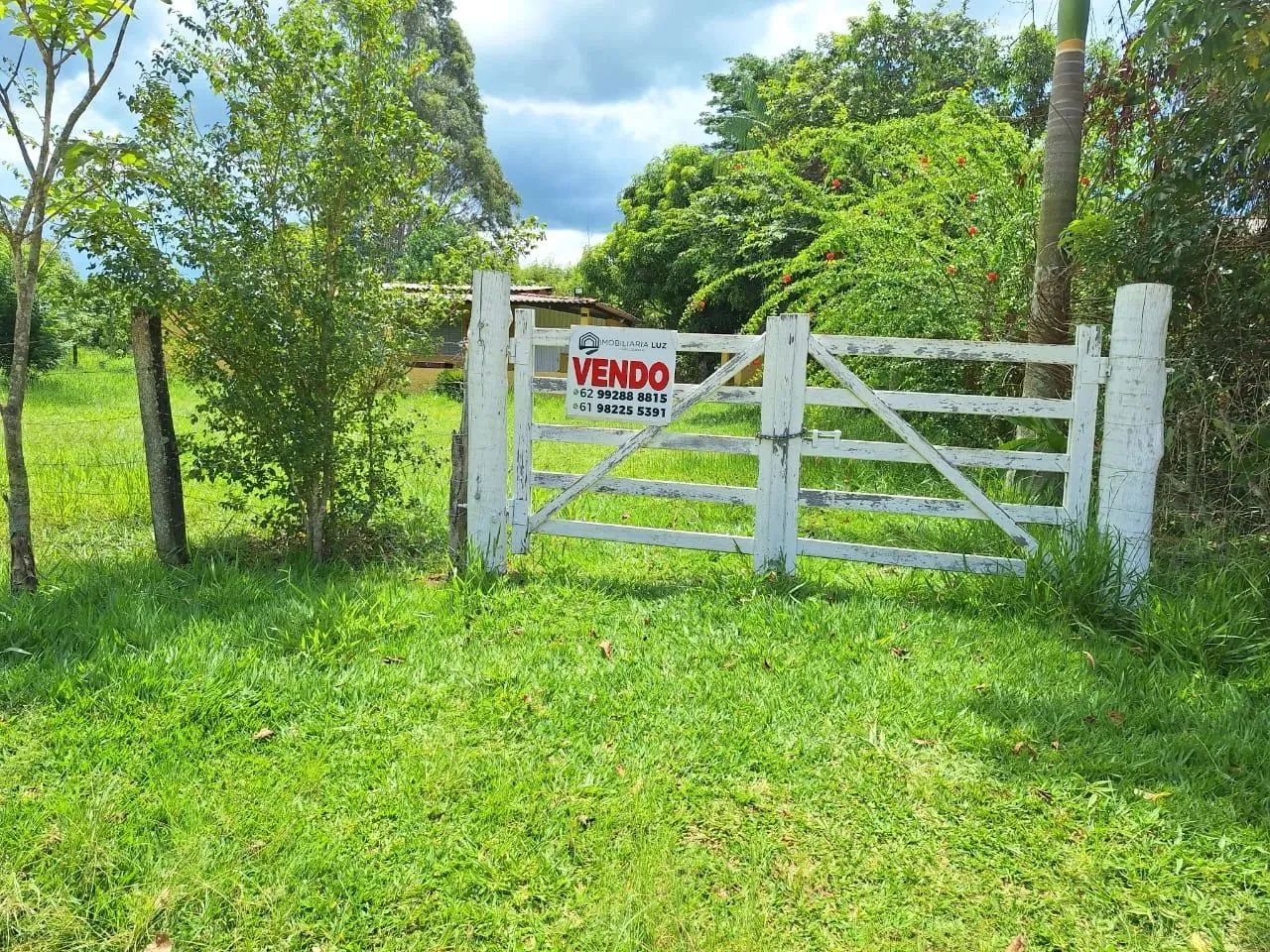 Imóvel para venda possui 80 metros quadrados com 2 quartos em Zona Rural - Alexânia - GO