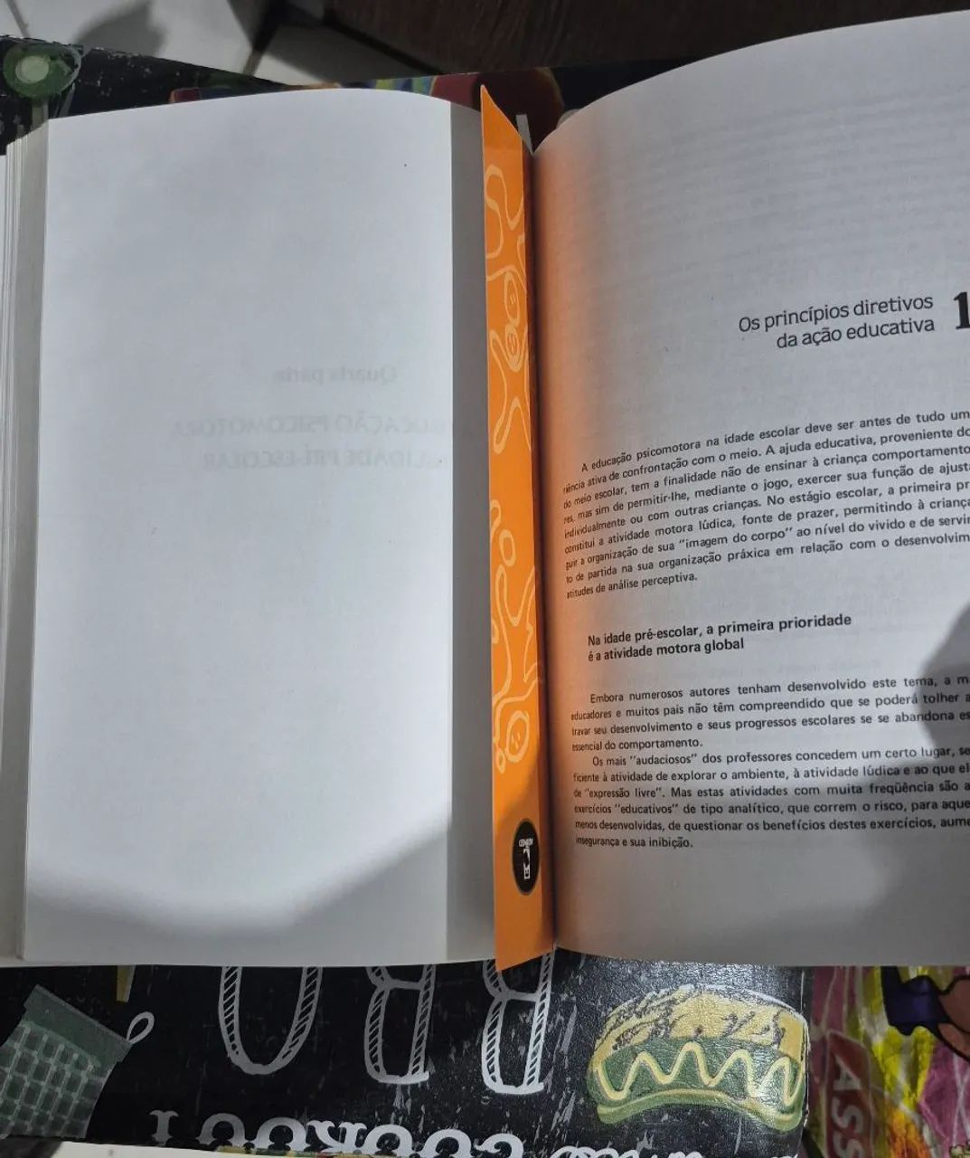 2 livros  escritor  LE BOUCH - Foto 3