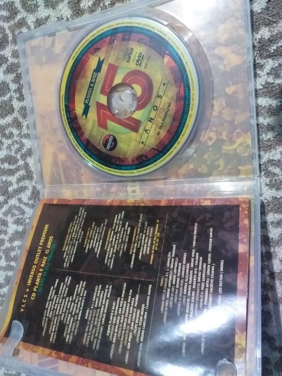 Planta & Raiz - 15 Anos - Dvd Original. - Foto 3