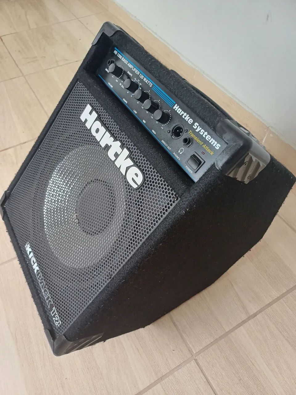 Amplificador para Baixo Hartke Kickback 12 - 120 Watts - Foto 3