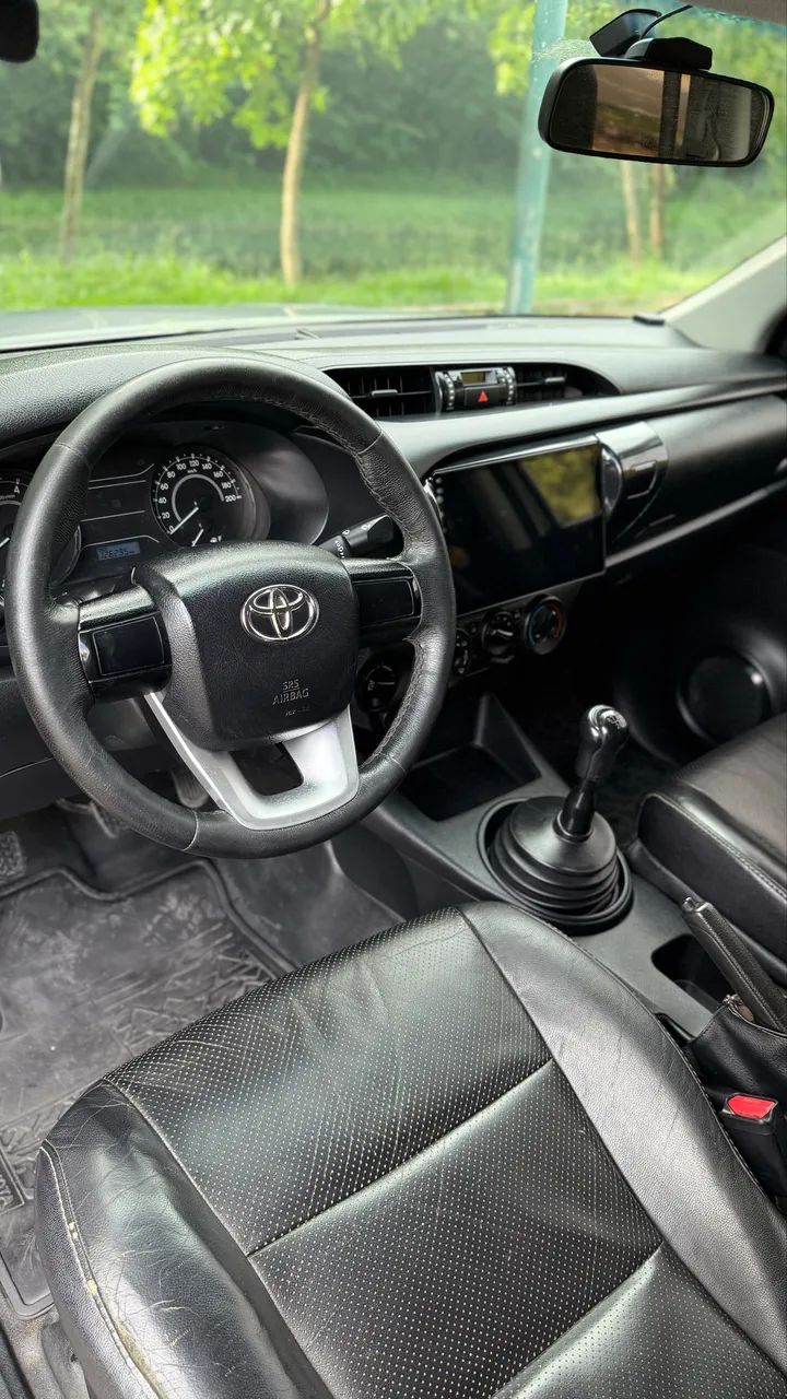 Hilux CD 4X4 2.8 Diesel Mec. 2018 | 10k Abaixo da Fipe | Bancos de couro + Multimídia  - Foto 10