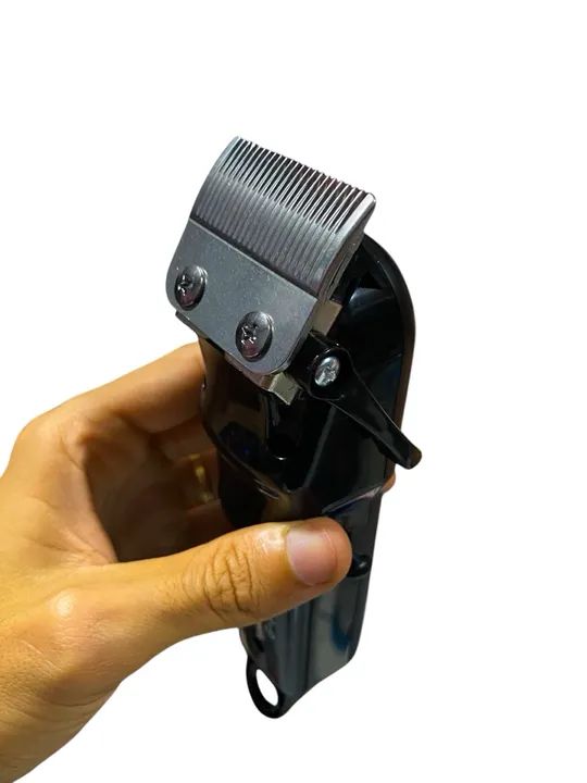 Máquina de Cortar Cabelo Profissional Daling - Nova - Foto 2