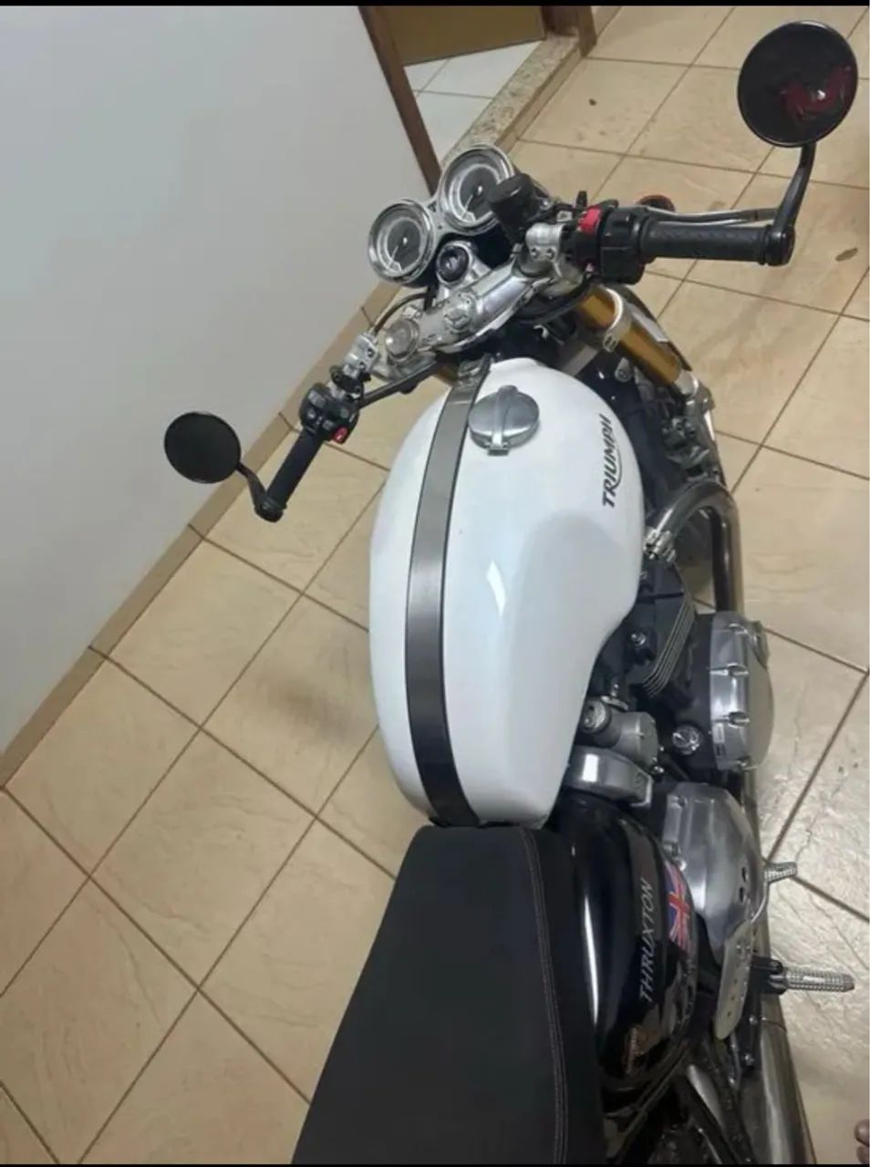 TRIUMPH THRUXTON 1200 RS - Foto 4