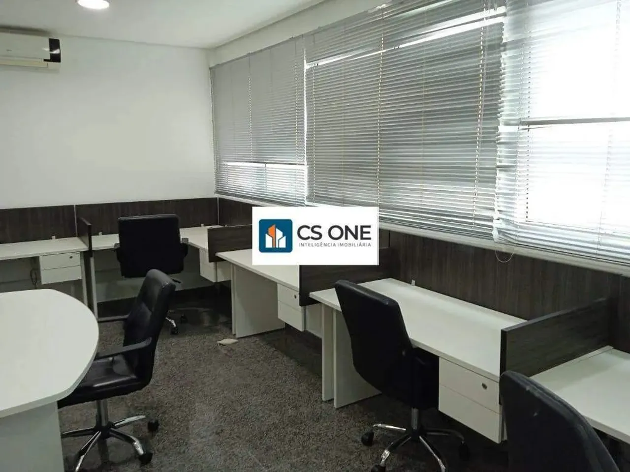 Sala comercial para aluguel Domo Business 61m²MOBILIADA COM COPA/WC PRIVATIVO