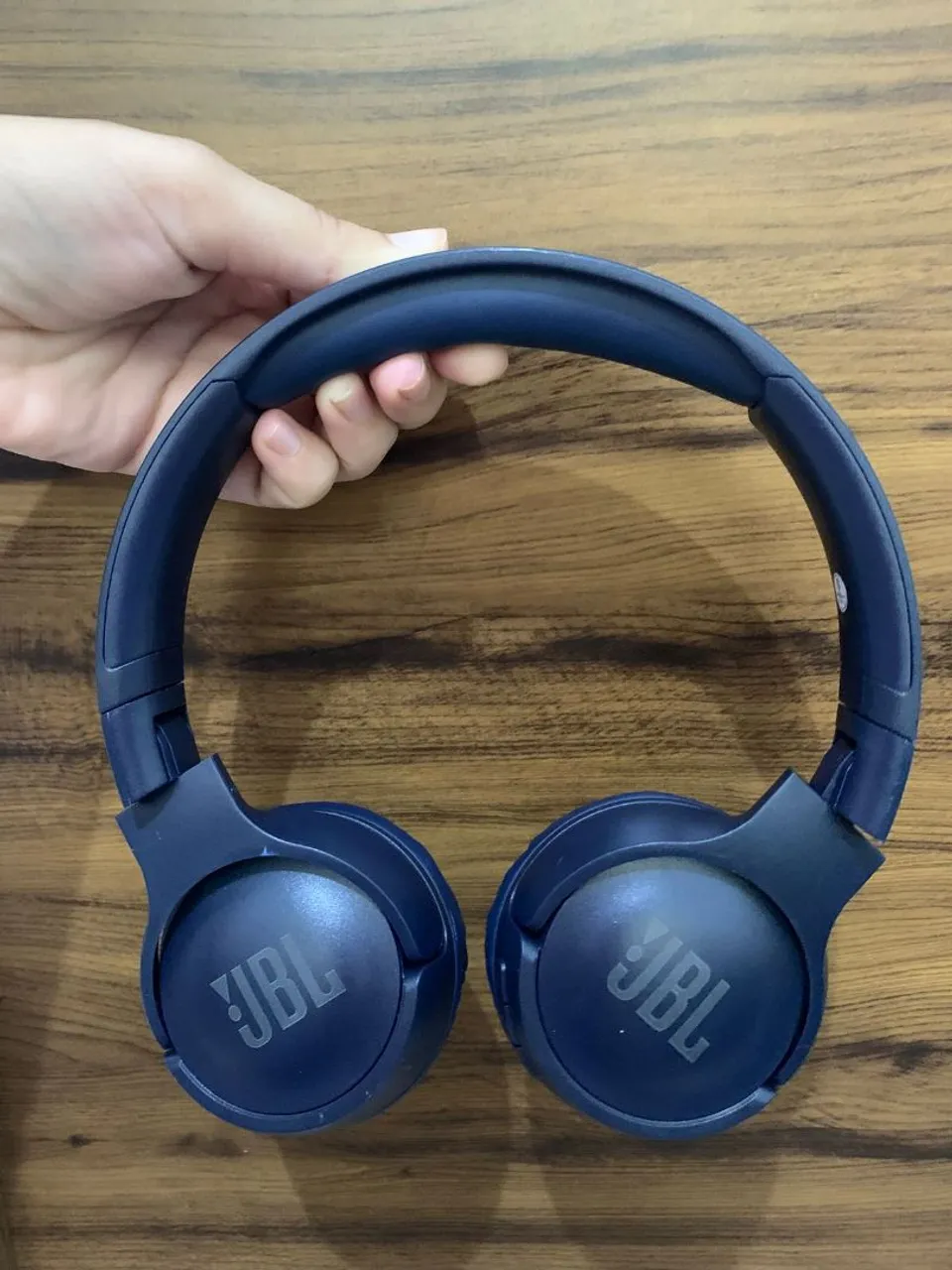 Fone de ouvido via bluetooth jbl novo