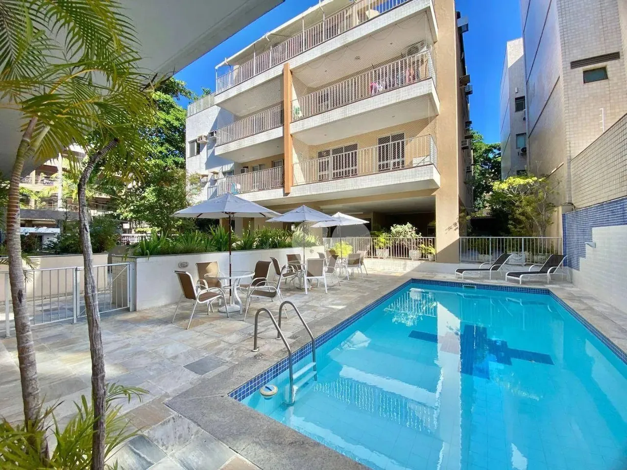 Cobertura com 3 quartos para alugar, 141 m² por R$ 4.500/mês - Recreio dos Bandeirantes -