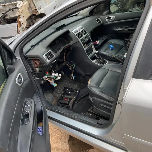 Peugeot 307 presence (2008/2009) 1.6 FLEX 16V - Sucata *para retirar peças  - Foto 5