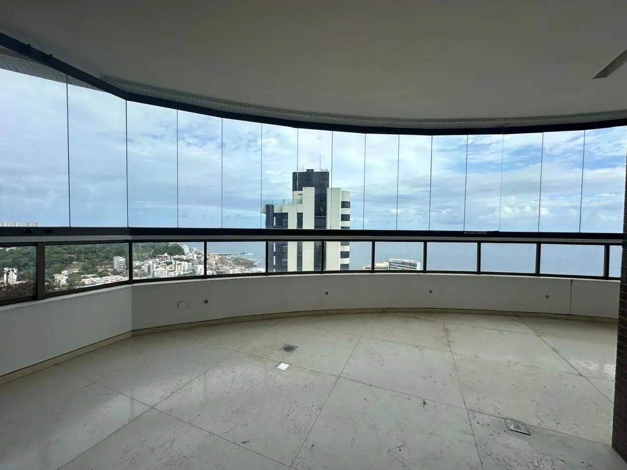 Apartamento 4 suites 312m² luxo vende no melhor de Ondina - Foto 3