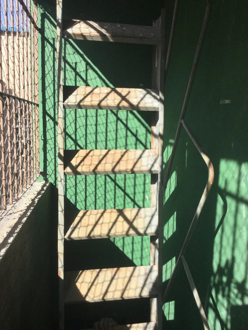 escada reta de ferro para laje 3m 50cm - Foto 5