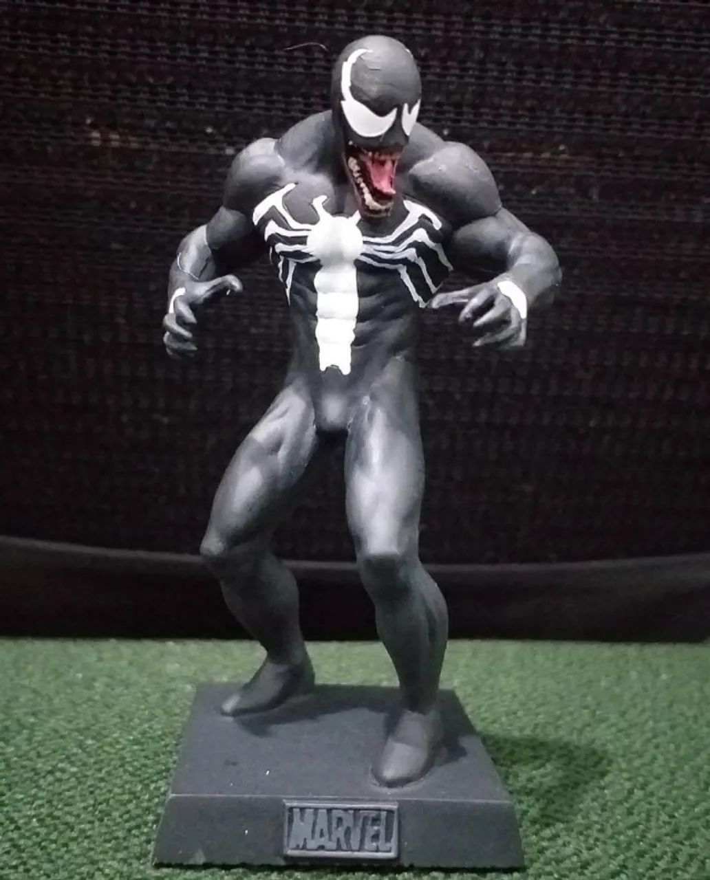 Venom - Coleção de Miniaturas Marvel Eaglemoss n. 32 - Foto 2