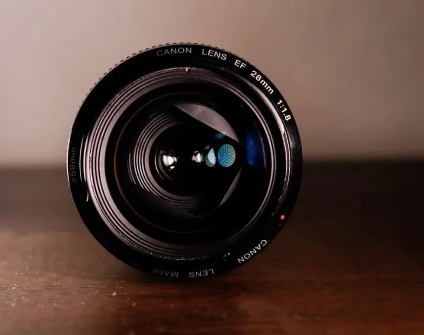 Lente Canon EF 28mm 1.8 USM  - Foto 2