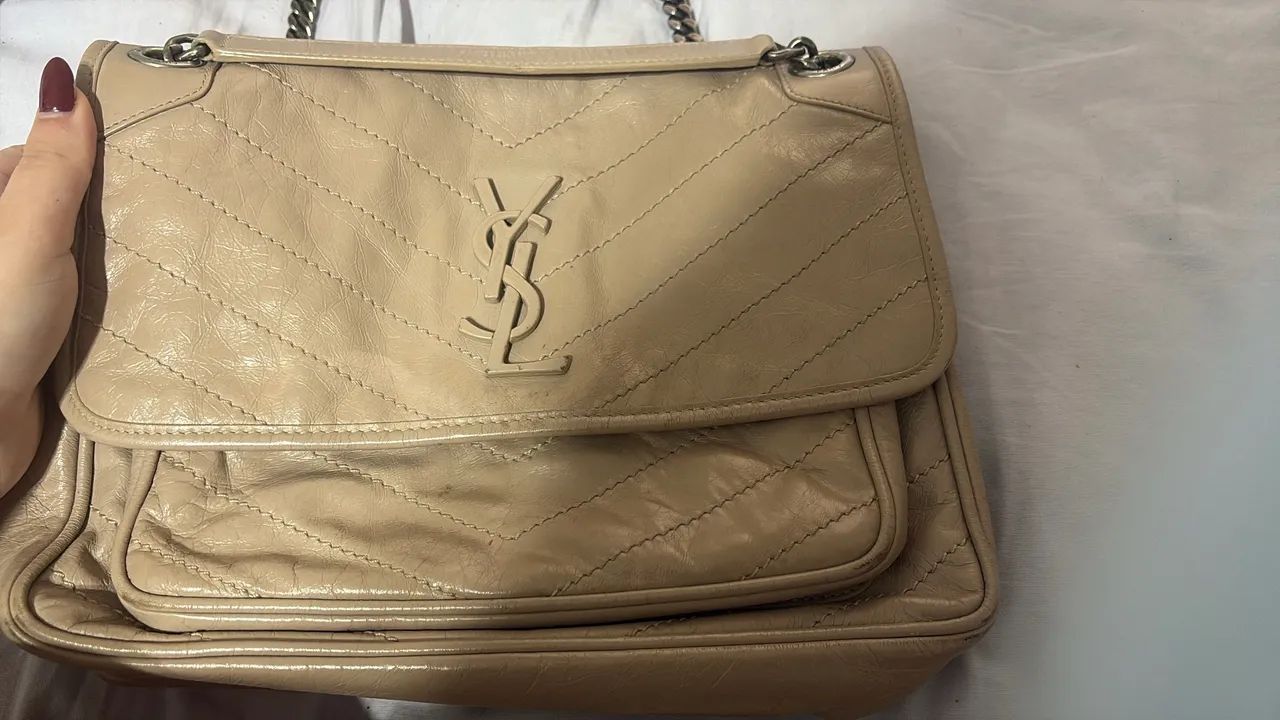 Bolsa nikki saint laurent (YSL) 