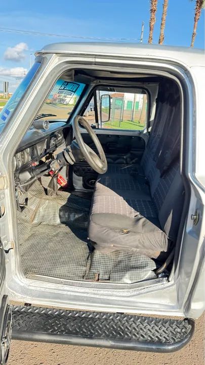 Ford f4000 1980  motor mwm 229  - Foto 7