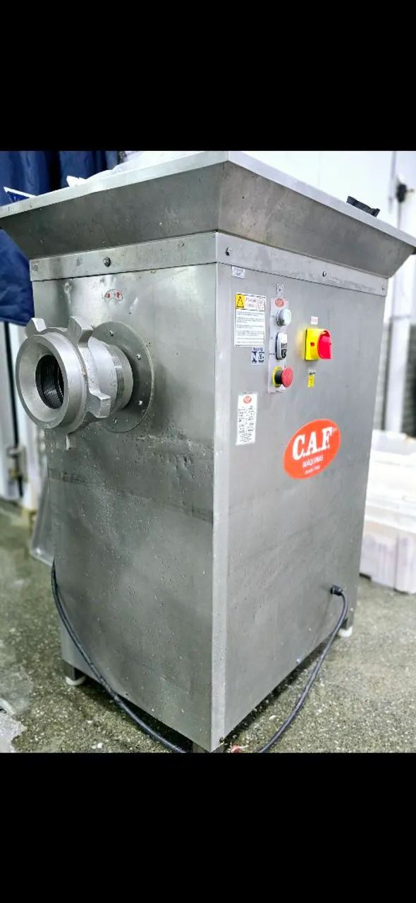 Moedor de carne industrial CAF 106