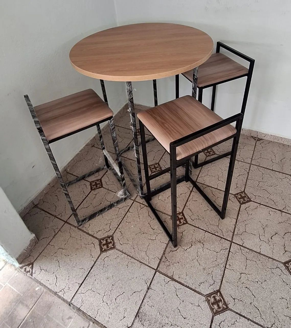 Mesa alta 3 cadeiras 65153861536003120