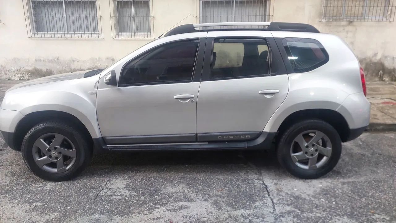 Duster 2.0 manual 4x4 swd ano 2013 v 45..000 - Foto 2