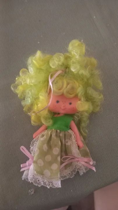 Boneca moranguinho sorvetinho de limão 