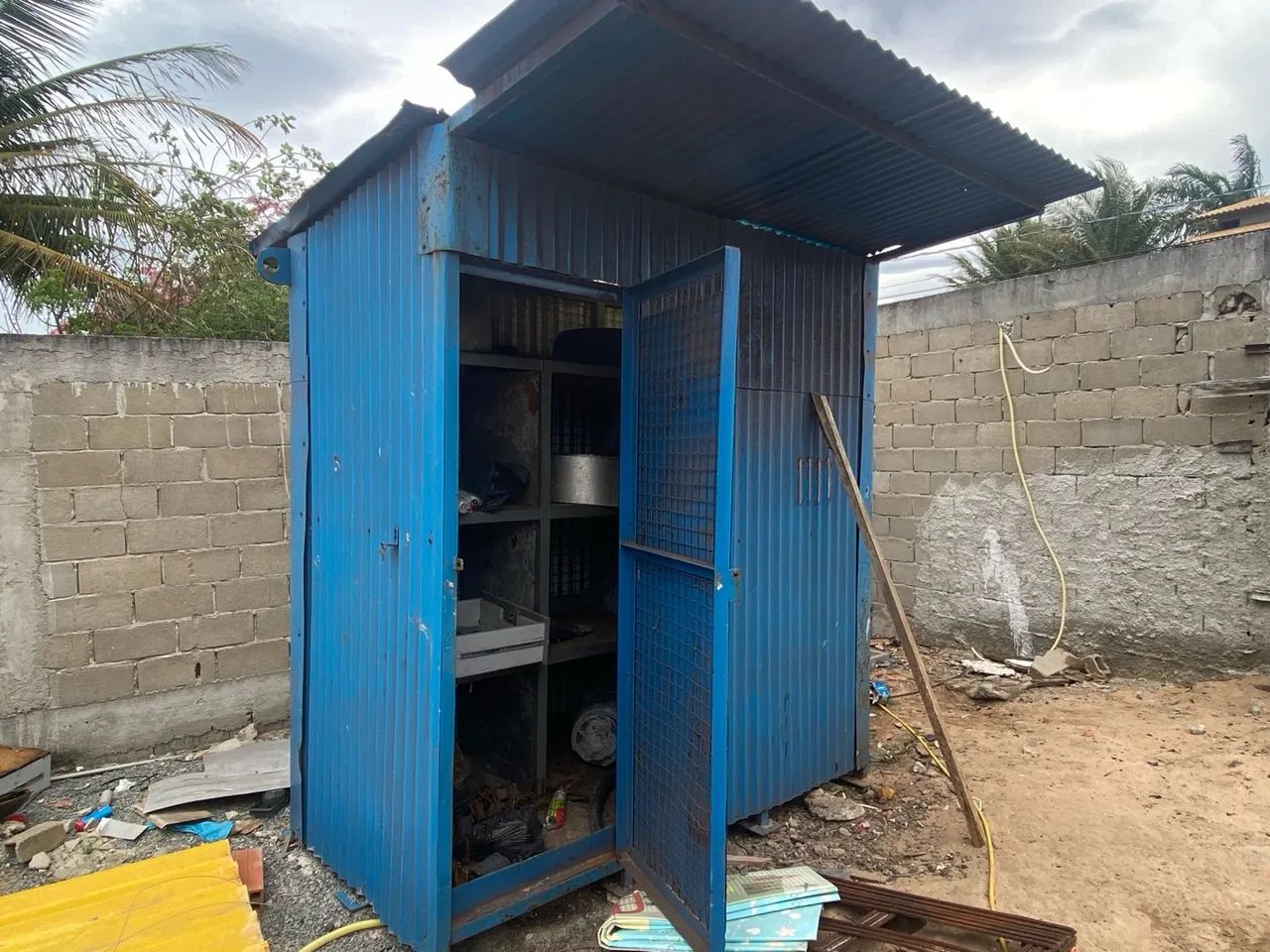 Vendo ou troco por algo do meu interesse e aceito oferta 
