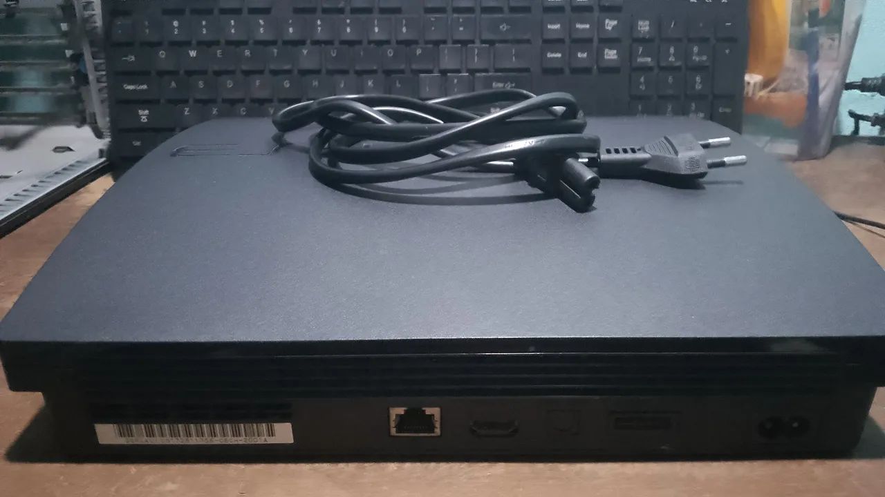 Playstation 3 slim.63825070171137121