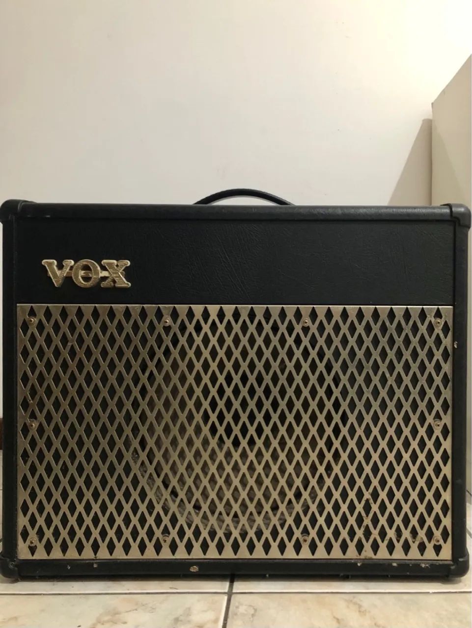Amplificador de guitarra Vox Valvetronix VT50