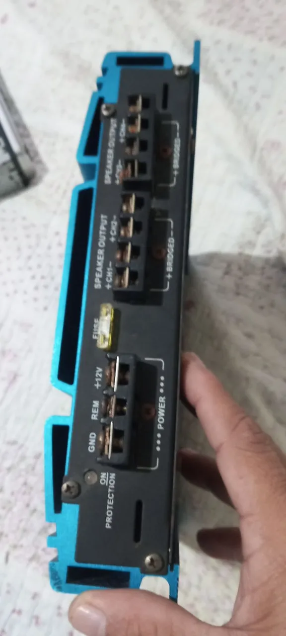 Amplificador de Som Automotivo