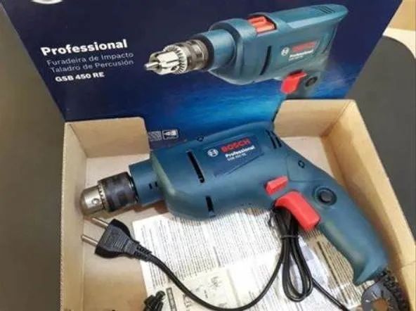 Furadeira de Impacto Bosch 450w + Kit de Brocas Bosch 33 Peças