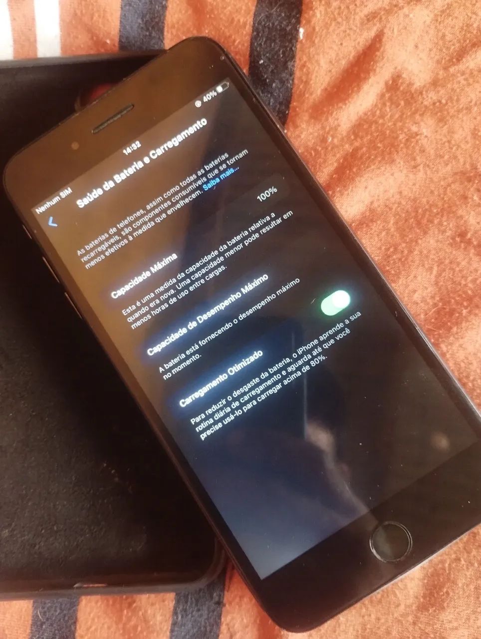 iPhone 8 PLUS de 64 gb biometria ok saúde da bateria 100% - Foto 3