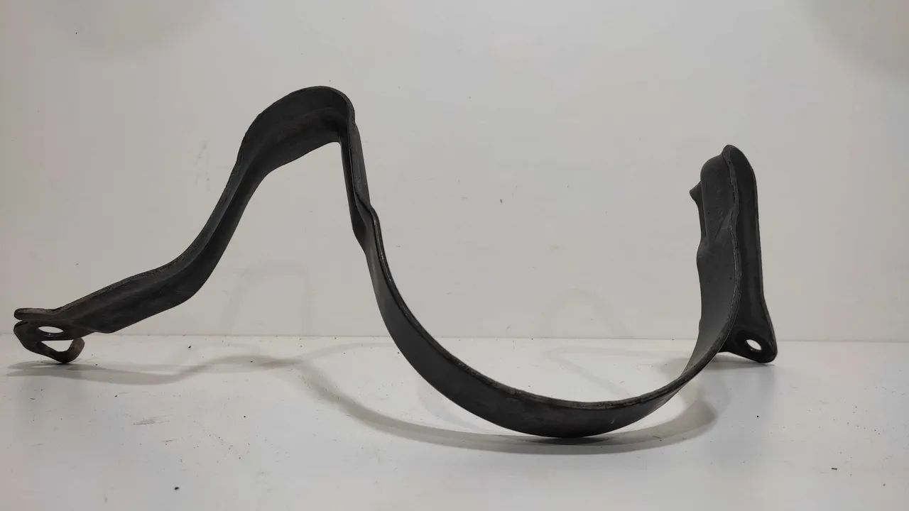 Cinta Proteção Cardan Traseiro Toyota Hilux 2.7 2018 Aut Srv - Peças para  carros, vans e utilitários - São Cristóvão, Concórdia 1334693693 | OLX