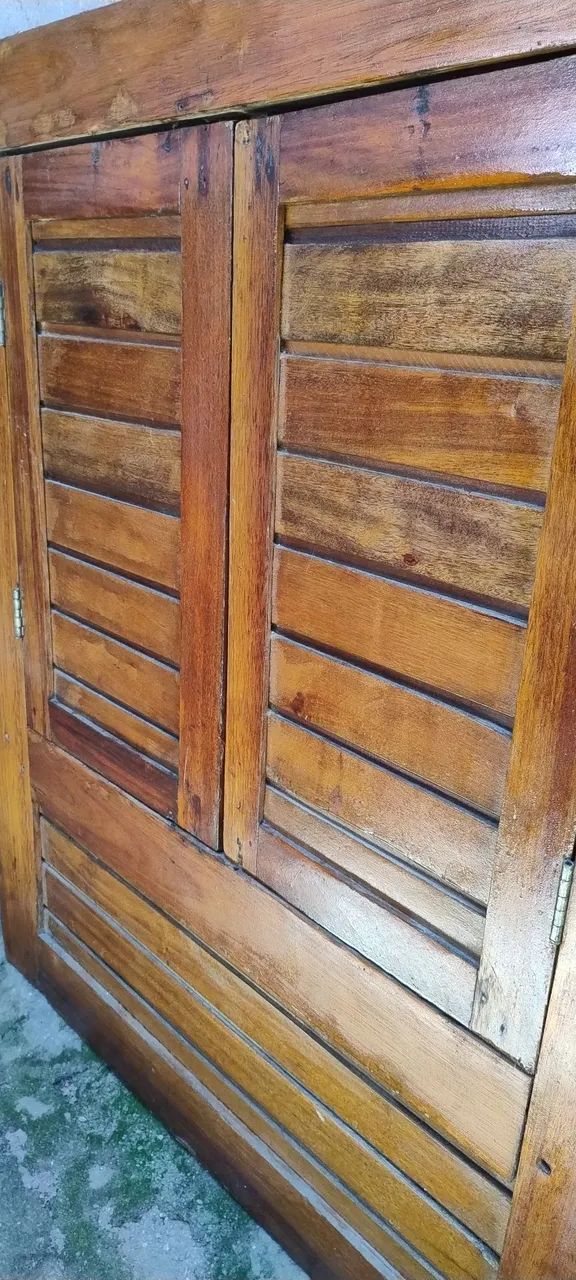 Janela de Madeira com Persianas - Foto 3